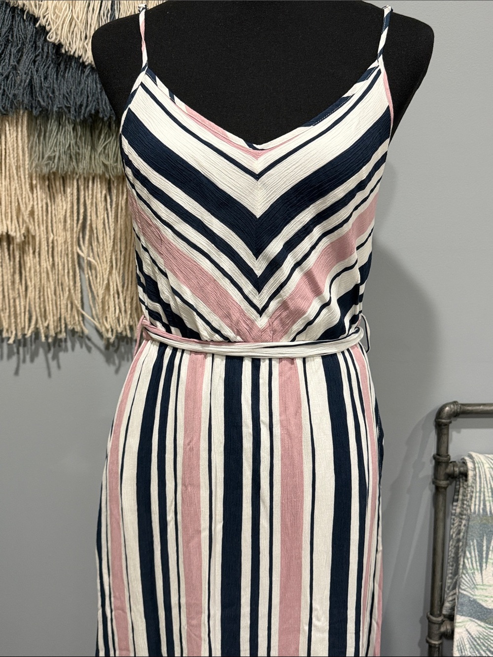 Davi & Dani Striped Boho Maxi Dress Lace Trim Tie Waist Size L - Picture 7 of 9